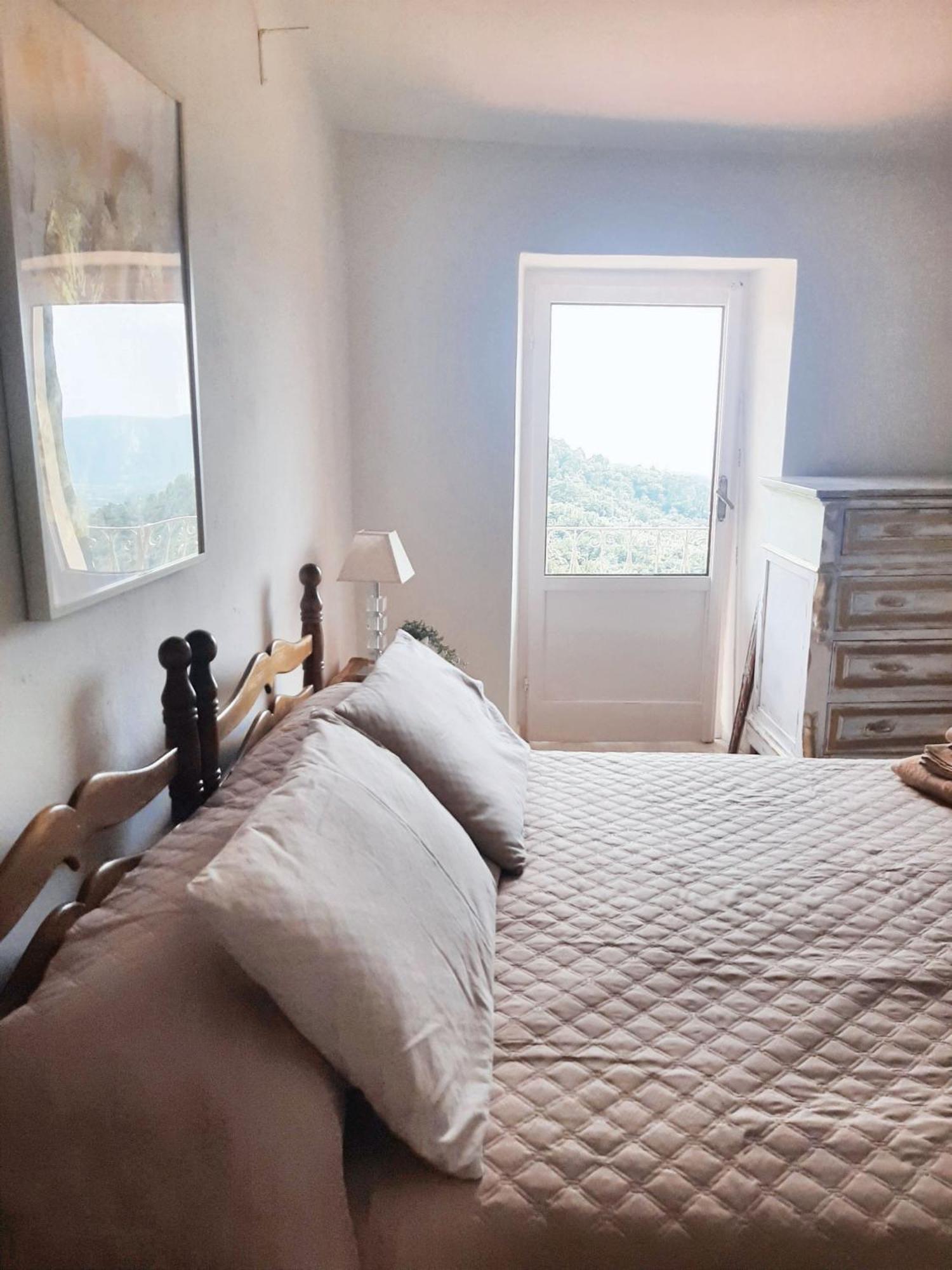 Comfortable Apartment With Sea View In Falcinello Eksteriør bilde